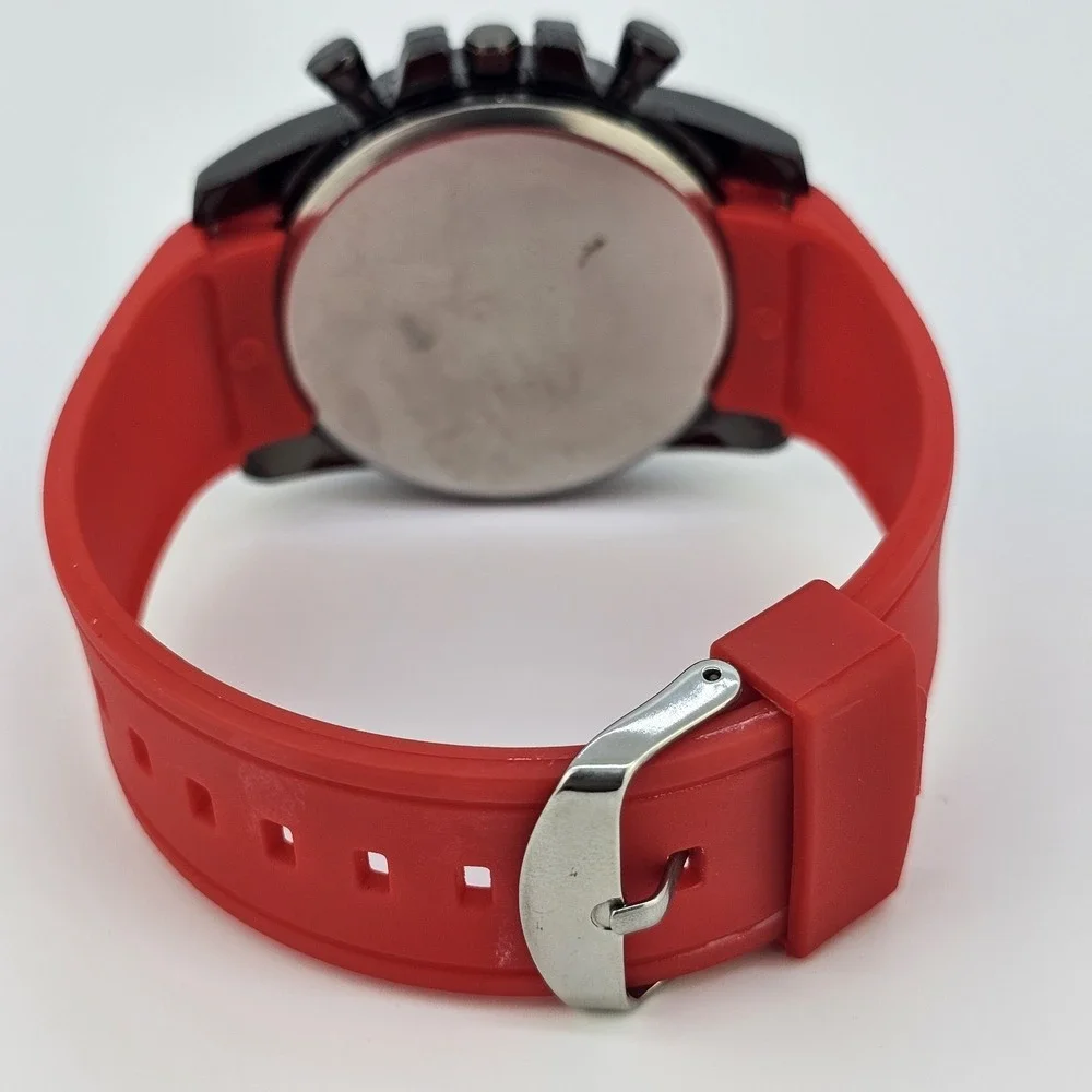 Men's‎ Analog Watch 45MM Black Dial Red Plastic Bands New Battery